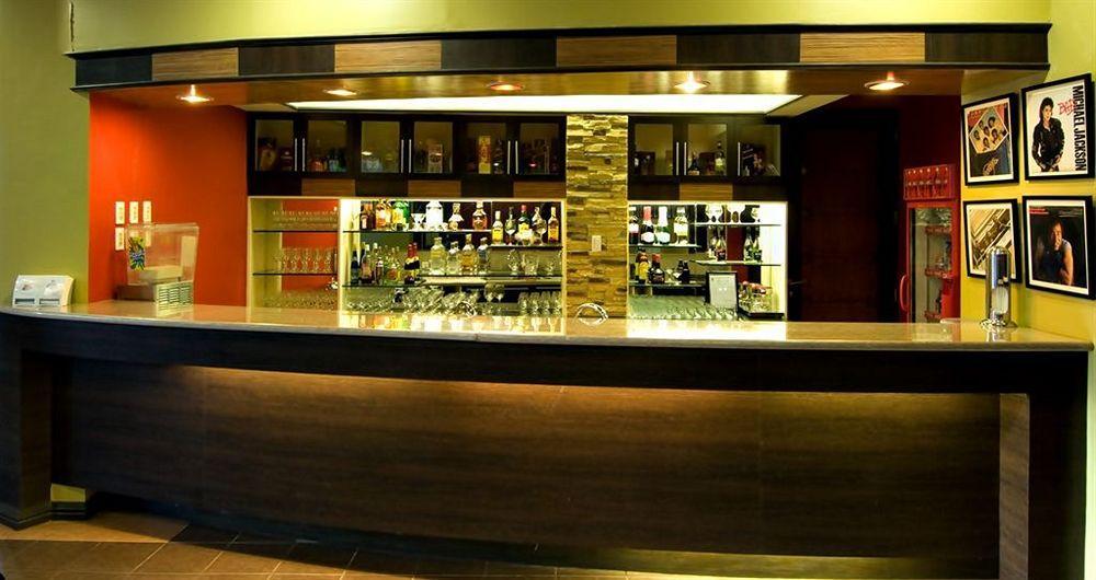 Subic Holiday Villas Olongapo Luaran gambar