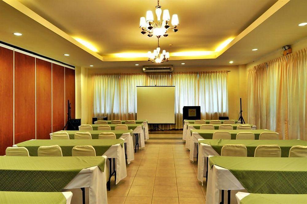 Subic Holiday Villas Olongapo Luaran gambar